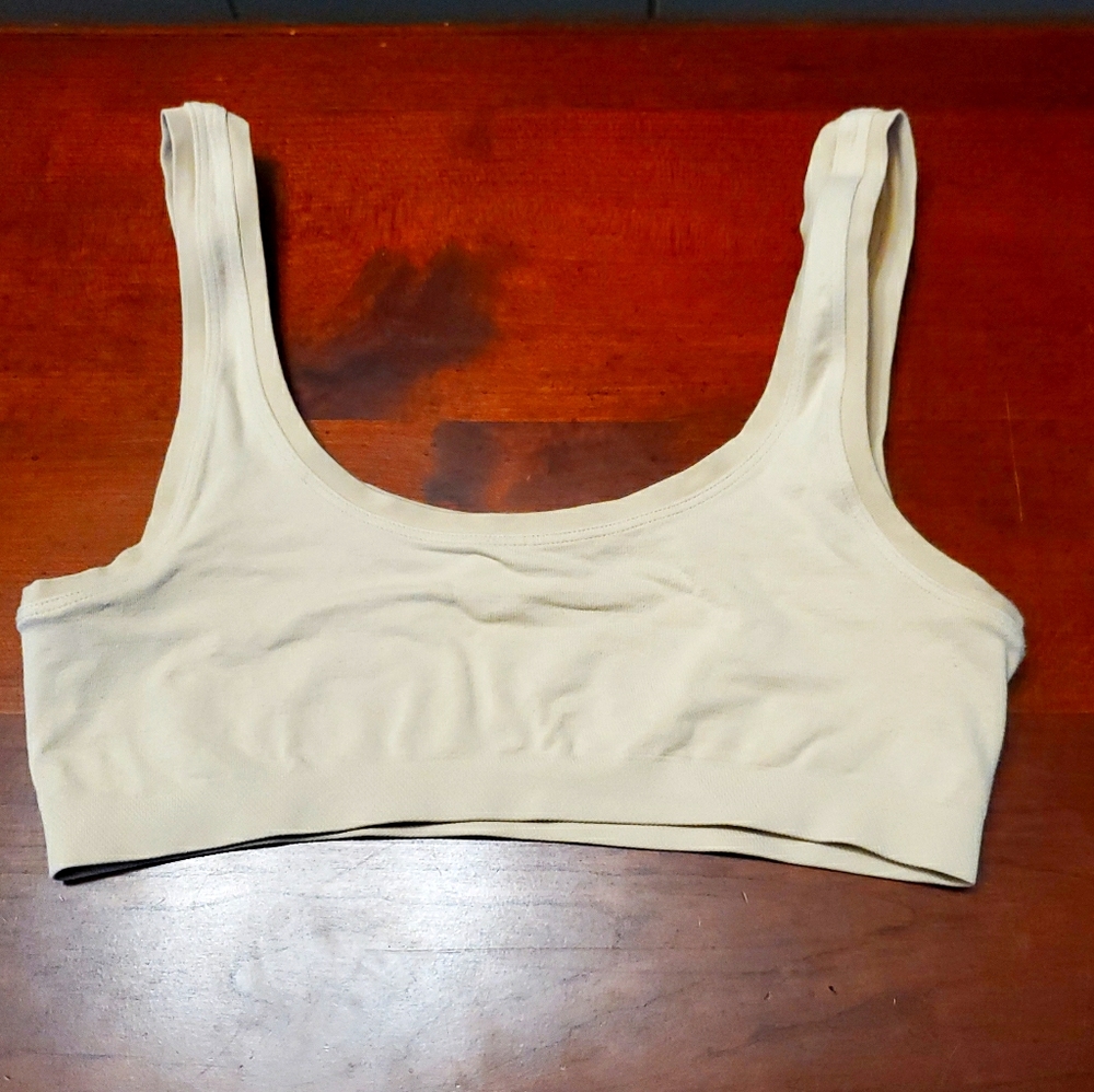 Hanro Nude Touch Feeling Bralette